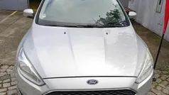 Usado 2015 Ford Focus Sedan | € 5.780 (Super Preço)