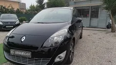 Usado 2011 Renault Scénic III Bose Edition Monovolume | € 7.250 (Preço justo)