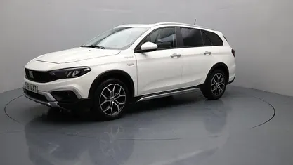 Usado Fiat Tipo Cross 101 HP (74 kW) 2023 Carrinha