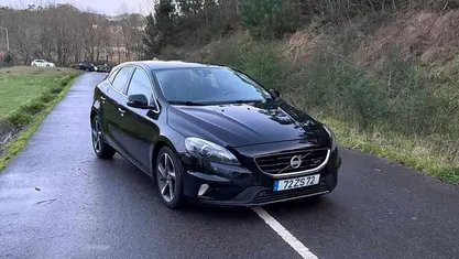 Preto Usado 2013 Volvo V40 Citadino | € 9.500 (Preço justo)