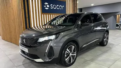 Usado Peugeot 3008 Allure 225 HP (165 kW) 2023 SUV
