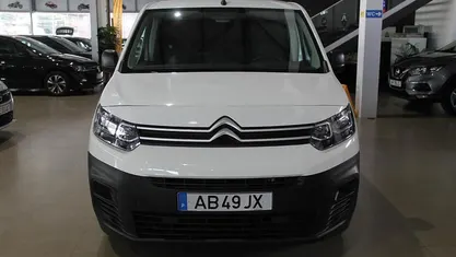 Branco Usado 2020 Citroën Berlingo Monovolume | € 13.500 (Preço justo)