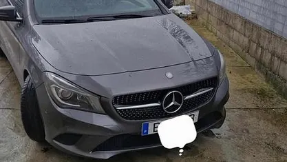 Cinzento Usado 2016 Mercedes CLA200 Shooting Brake Carrinha | € 18.900 (Preço justo)