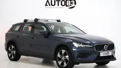 Azul Usado 2023 Volvo V60 CC Carrinha | € 49.990 (Preço justo)