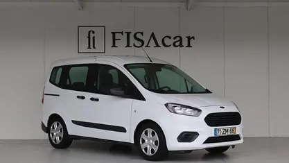 Usado Ford Tourneo Courier 75 HP (55 kW) 2019 Monovolume