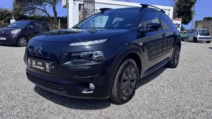 Usado Citroën C4 Cactus Shine 100 HP (73 kW) 2017 Preto Citadino