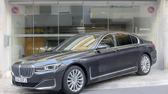 Usado 2020 BMW 730 Comfort Edition Sedan | € 50.000