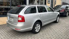 Cinza Usado 2012 Skoda Octavia Ambition Carrinha | € 9.250 (Bom preço)