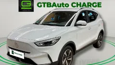 Branco Usado 2022 MG ZS Comfort Sedan | € 21.900 (Preço justo)