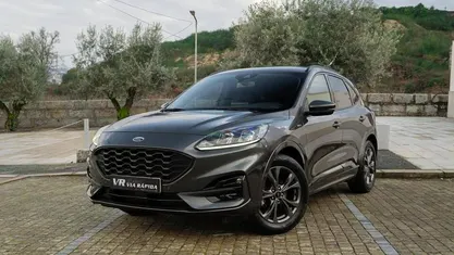 Cinzento Usado 2022 Ford Kuga ST-Line X SUV | € 21.490 (Bom preço)