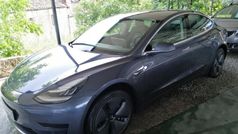 Cinza Usado 2020 Tesla Model 3 Standard Range Plus Sedan | € 26.250 (Preço justo)