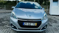 Cinza Usado 2016 Peugeot 208 Active Citadino | € 8.970 (Preço justo)