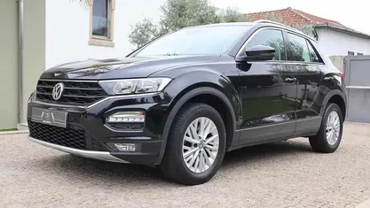 Usado VW T-Roc 116 HP (85 kW) 2017 Preto SUV