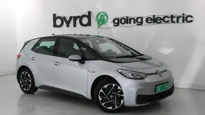 Cinzento Usado 2021 VW ID.3 Pure Citadino | € 19.900 (Preço justo)