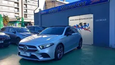 Cinza Usado 2018 Mercedes A180 AMG line Citadino | € 22.990 (Preço justo)
