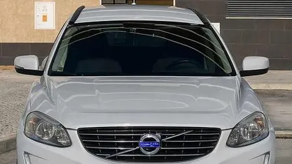 Usado Volvo XC60 150 HP (110 kW) 2017 Branco SUV