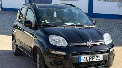 Usado Fiat Panda 70 HP (51 kW) 2015 Preto Citadino