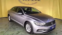 Cinza Usado 2019 VW Passat Sedan | € 19.000 (Preço justo)