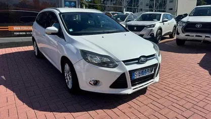 Cinza Usado 2011 Ford Focus Trend Carrinha | € 6.900 (Bom preço)