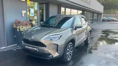 Cinzento Usado 2024 Toyota Yaris Hybrid | € 25.500 (Preço justo)