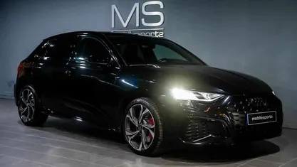 Preto Usado 2021 Audi A3 Sportback e-tron Premium Citadino | € 33.150 (Preço justo)