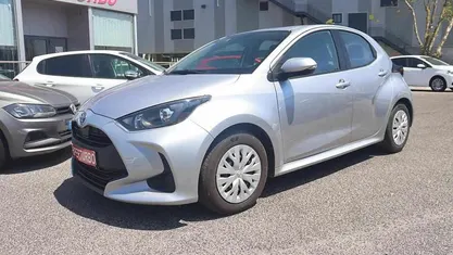 Usado Toyota Yaris 116 HP (85 kW) 2022 Citadino