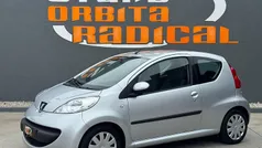 Cinza Usado 2006 Peugeot 107 Citadino | € 4.750 (Preço justo)