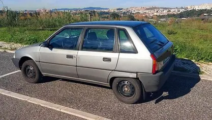 Usado Citroën AX 50 HP (36 kW) 1993 Cinzento Citadino