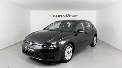 Preto Usado 2021 VW Golf VIII Life Citadino | € 18.890 (Preço justo)
