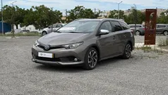 Castanho Usado 2017 Toyota Auris Hybrid Carrinha | € 11.250 (Preço justo)