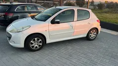 Branco Usado 2012 Peugeot 206 | € 7.250