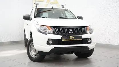 Usado Mitsubishi L200 Instyle 154 HP (113 kW) 2018 Branco Pickup