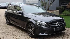Preto Usado 2020 Mercedes C300e Avantgarde | € 27.950 (Preço justo)