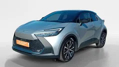 Cinza Usado 2023 Toyota C-HR SUV | € 34.515 (Preço justo)