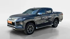 Cinza Usado 2021 Mitsubishi L200 Invite Pickup | € 31.990 (Preço justo)