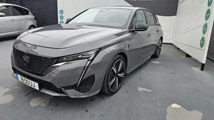 Usado Peugeot 308 180 HP (132 kW) 2024