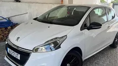 Usado 2015 Peugeot 208 Citadino | € 6.250 (Preço justo)