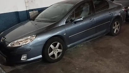 Cinza Usado 2005 Peugeot 407 Premium Sedan | € 2.000 (Bom preço)