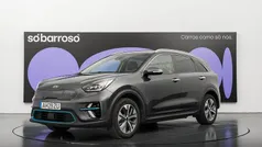 Cinza Usado 2021 Kia e-Niro SUV | € 20.990 (Preço justo)