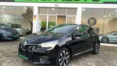 Preto Usado 2022 Renault Clio V Evolution | € 17.290 (Preço justo)