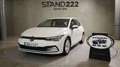 Branco Usado 2022 VW Golf VIII Life Citadino | € 20.850 (Preço justo)