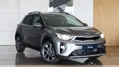 Cinza Usado 2024 Kia Stonic SUV | € 19.750 (Preço elevado)
