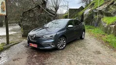 Cinzento (metalizado) Usado 2017 Renault Mégane GT Line GT-Line Citadino | € 16.990 (Preço justo)