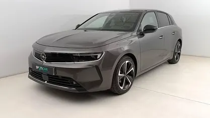 Cinzento Usado 2023 Opel Astra Elegance Citadino | € 21.390 (Preço justo)