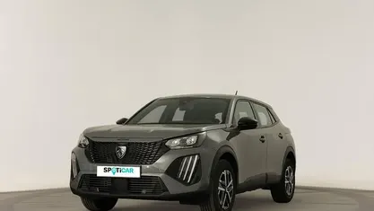 Usado Peugeot 2008 Active 130 HP (95 kW) 2024 Cinzento SUV