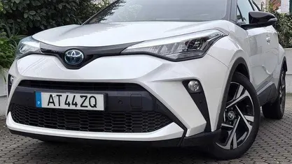 Branco Usado 2022 Toyota C-HR SUV | € 26.900 (Preço justo)