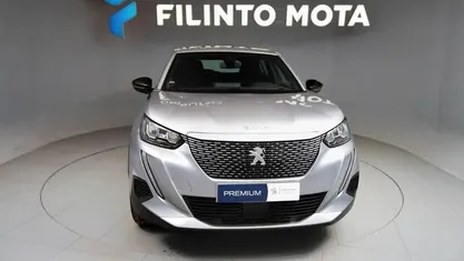 Usado Peugeot e-2008 Active 100 kW (136 HP) 2023 Cinzento SUV