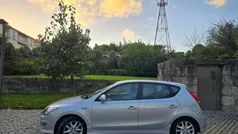 Cinza Usado 2010 Hyundai i30 Comfort Citadino | € 8.500 (Preço justo)