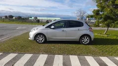 Cinzento Usado 2015 Peugeot 208 Citadino | € 11.800 (Preço elevado)