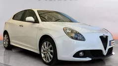 Branco Usado 2017 Alfa Romeo Giulietta Citadino | € 14.490 (Preço justo)